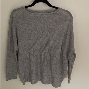 Women’s Long Sleeve Grey Top